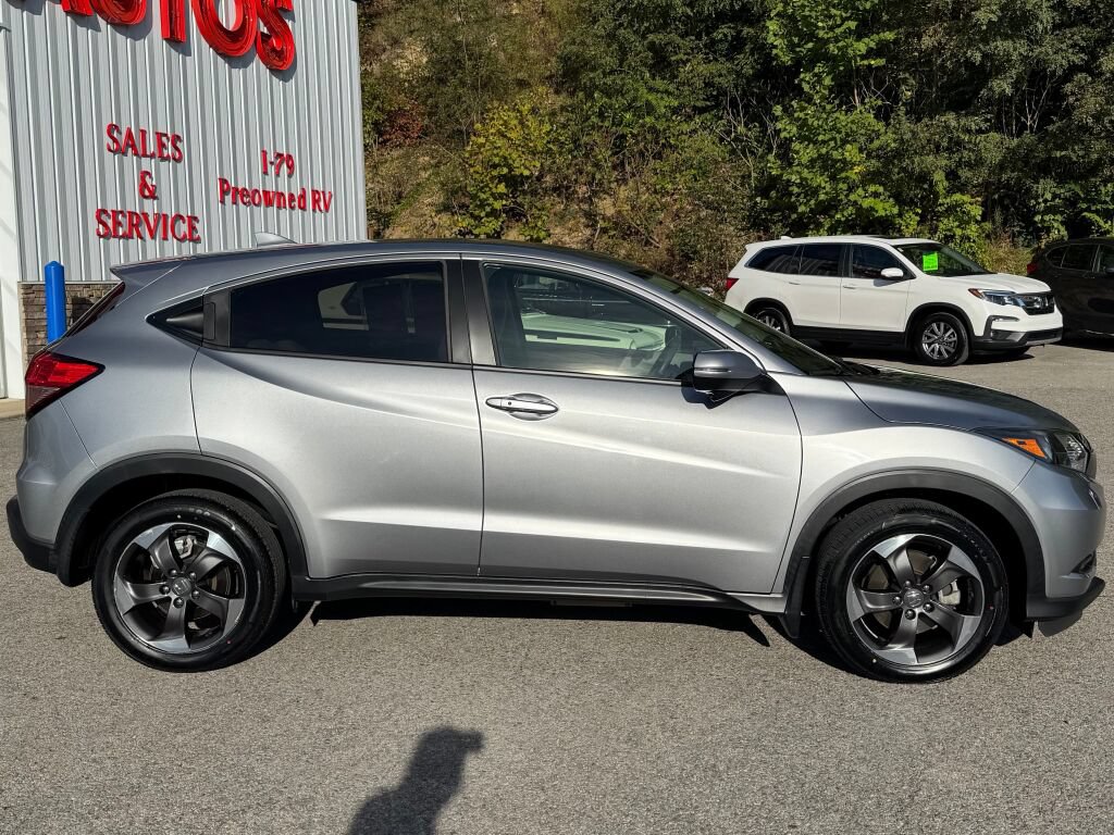 Used 2018 Honda HR-V EX image 8