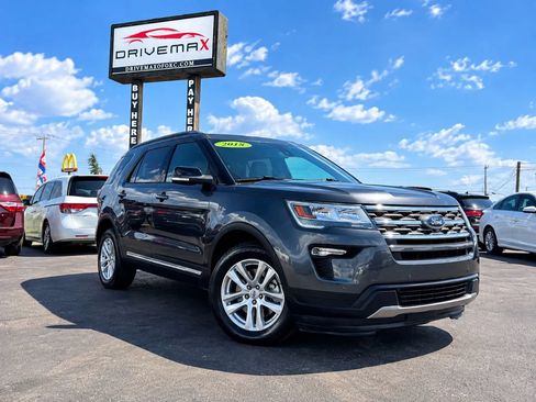 Used 2018 Ford Explorer XLT w/ Equipment Group 202A AWD/4WD image 1