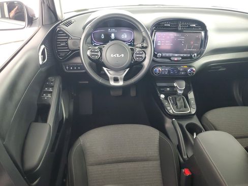 Used 2023 Kia Soul EX image 14