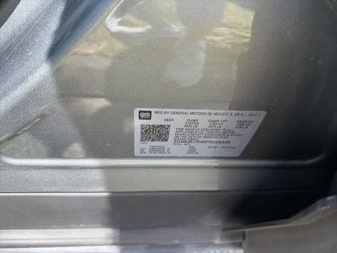 Used 2023 Chevrolet Blazer LT FWD image 9