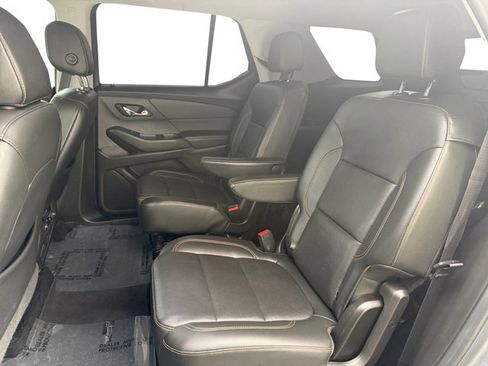 Used 2019 Chevrolet Traverse Premier image 11
