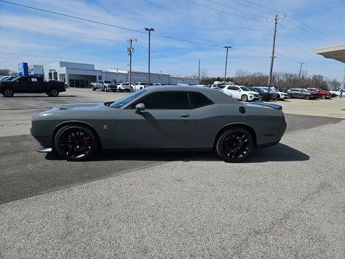 Used 2023 Dodge Challenger R/T Scat Pack image 9