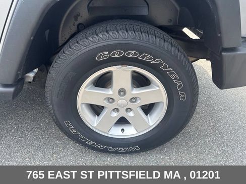 Used 2016 Jeep Wrangler Unlimited Sport w/ Quick Order Package 24S AWD/4WD image 24
