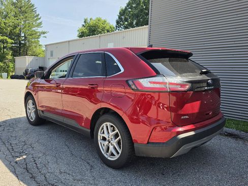 Used 2024 Ford Edge SEL AWD/4WD image 5