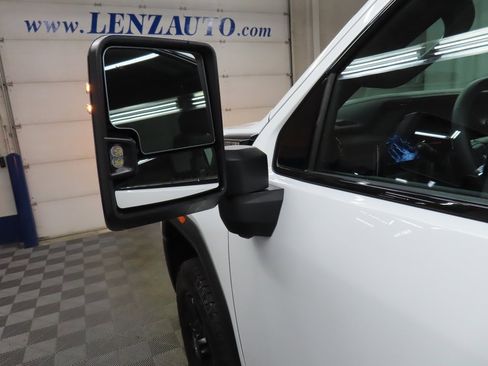 Used 2026 GMC Sierra 2500 AT4 image 80