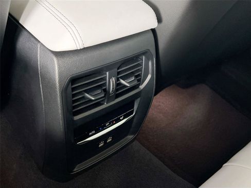 Used 2023 BMW M3 Competition w/ Executive Package image 24