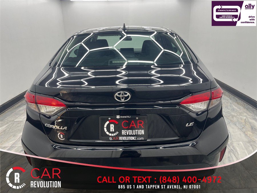 Used 2024 Toyota Corolla LE FWD image 7