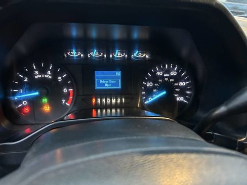 Used 2017 Ford F250 XL w/ Power Equipment Group image 18