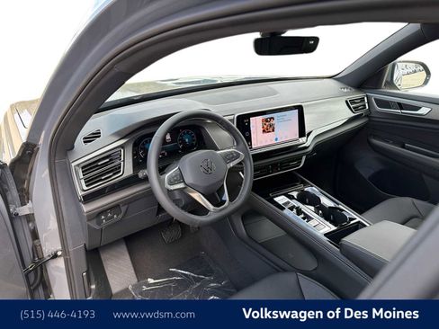 New 2026 Volkswagen Atlas Cross Sport SE AWD/4WD image 2