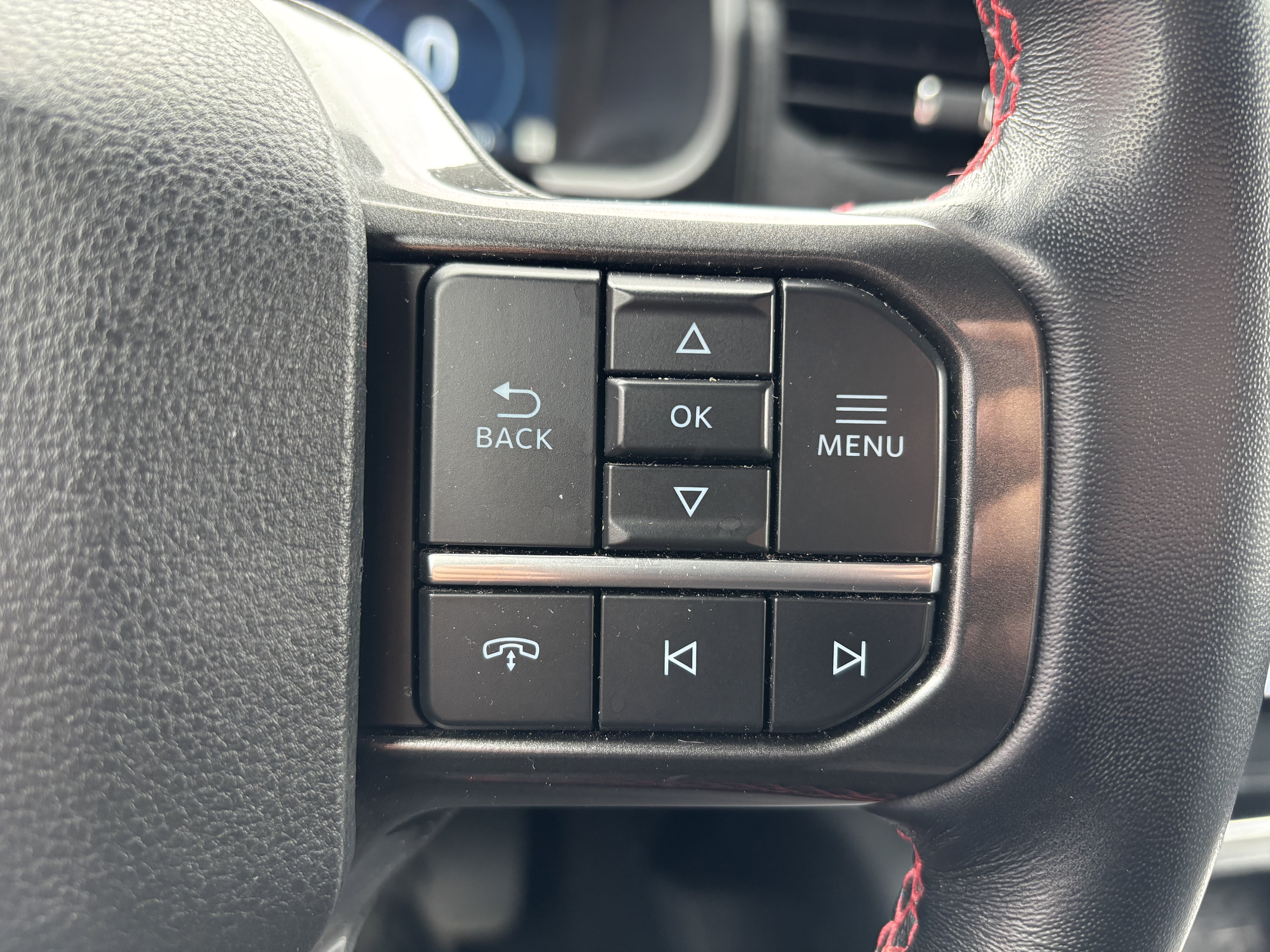 Used 2023 Ford Expedition Limited AWD/4WD image 18