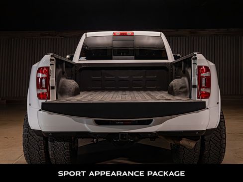 Used 2020 RAM 3500 Laramie AWD/4WD image 9