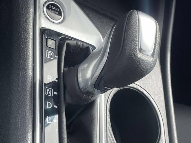 Used 2025 Nissan Altima 2.5 SV FWD image 21