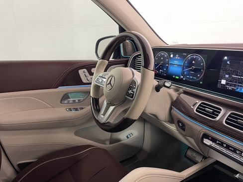 Certified 2023 Mercedes-Benz Maybach GLS 600 4MATIC image 10