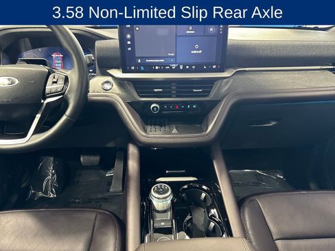 Certified 2025 Ford Explorer Platinum AWD/4WD image 19