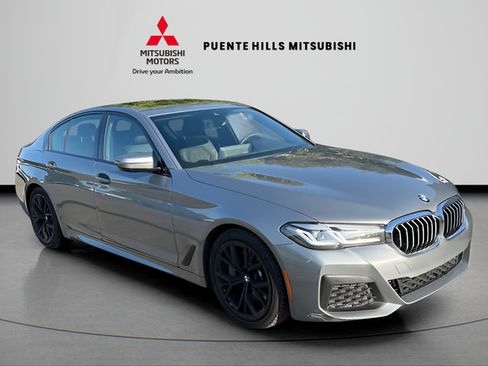 Used 2023 BMW 530i w/ M Sport Package RWD image 3