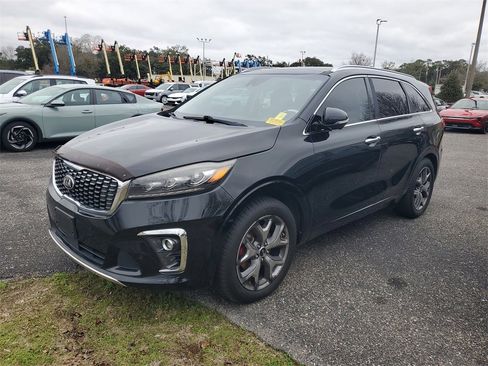 Used 2019 Kia Sorento SX w/ SX Touring Package image 2