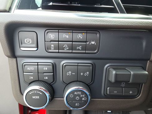 New 2026 Chevrolet Tahoe LT image 20