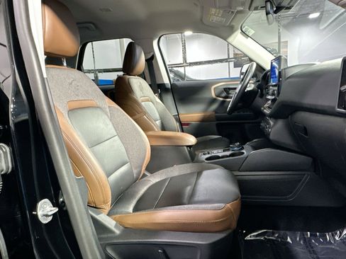 Used 2021 Ford Bronco Sport Outer Banks w/ Outer Banks Package (96D) image 36