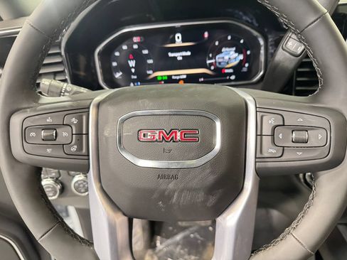 New 2026 GMC Sierra 2500 SLT w/ SLT Premium Package AWD/4WD image 18