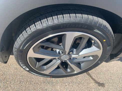 Certified 2021 Hyundai Kona Limited w/ Cargo Package AWD/4WD image 36