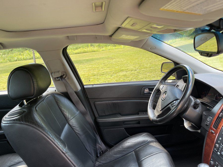 Used 2006 Cadillac STS V8 w/ Preferred Equipment Group RWD image 40