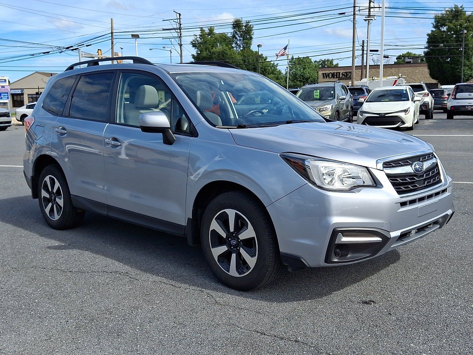 Used 2017 Subaru Forester 2.5i Premium w/ All-Weather Package AWD/4WD image 3