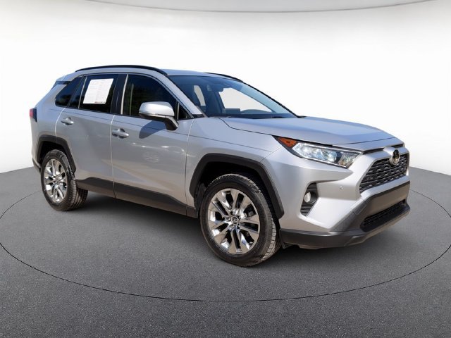 Used 2019 Toyota RAV4 XLE Premium w/ Advanced Technology Package FWD image 7