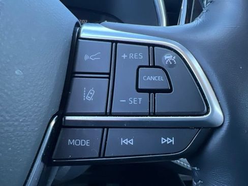 Used 2021 Toyota Highlander Platinum AWD/4WD image 26