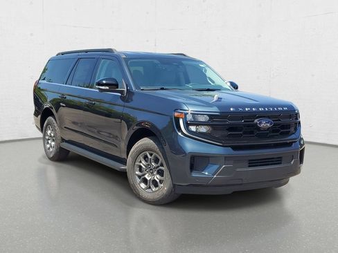 New 2026 Ford Expedition Max Active AWD/4WD image 2