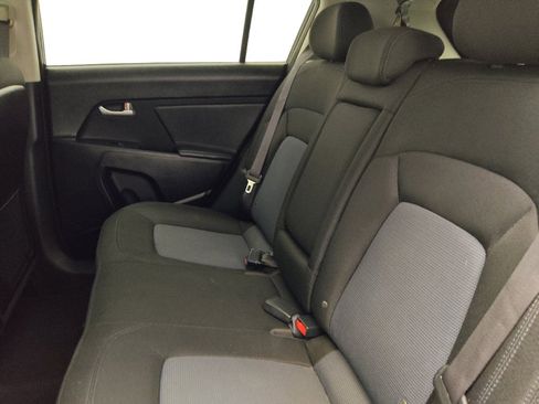 Used 2015 Kia Sportage LX AWD/4WD image 18