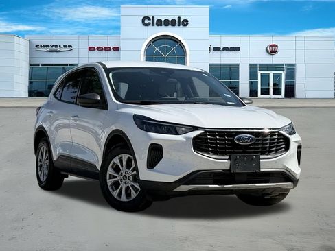 Used 2024 Ford Escape Active FWD image 1