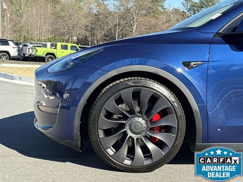 Used 2022 Tesla Model Y Performance image 10