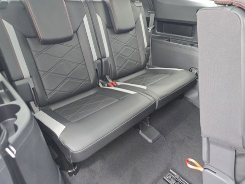 New 2026 Volkswagen Atlas Peak Edition AWD/4WD image 17
