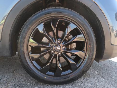 Used 2019 Kia Sorento S AWD/4WD image 51