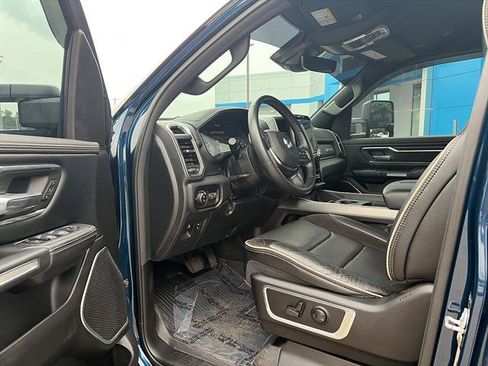 Used 2023 RAM 1500 Laramie AWD/4WD image 11
