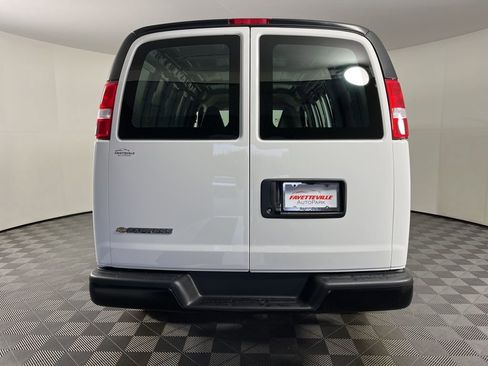 New 2026 Chevrolet Express 2500 image 4