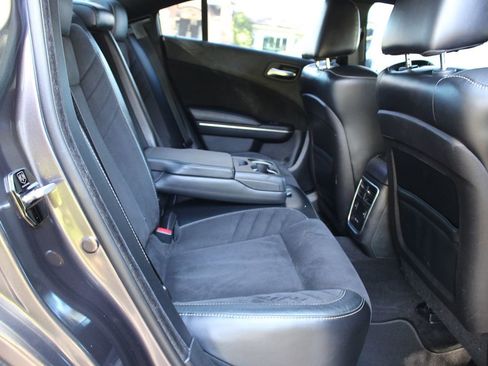 Used 2015 Dodge Charger SRT w/ Harman/Kardon Audio Group image 14
