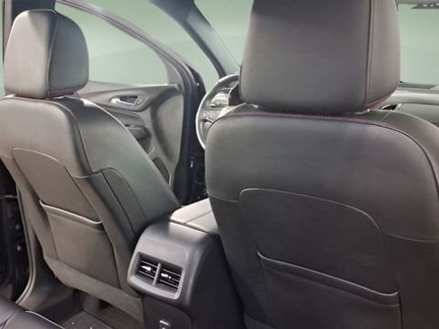 Used 2022 Chevrolet Equinox RS w/ RS Leather Package AWD/4WD image 16