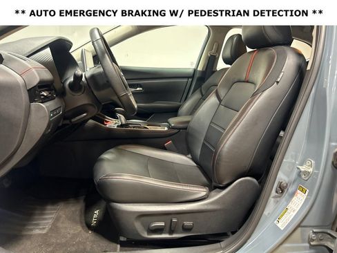 Used 2025 Nissan Sentra SR w/ SR Premium Package FWD image 11