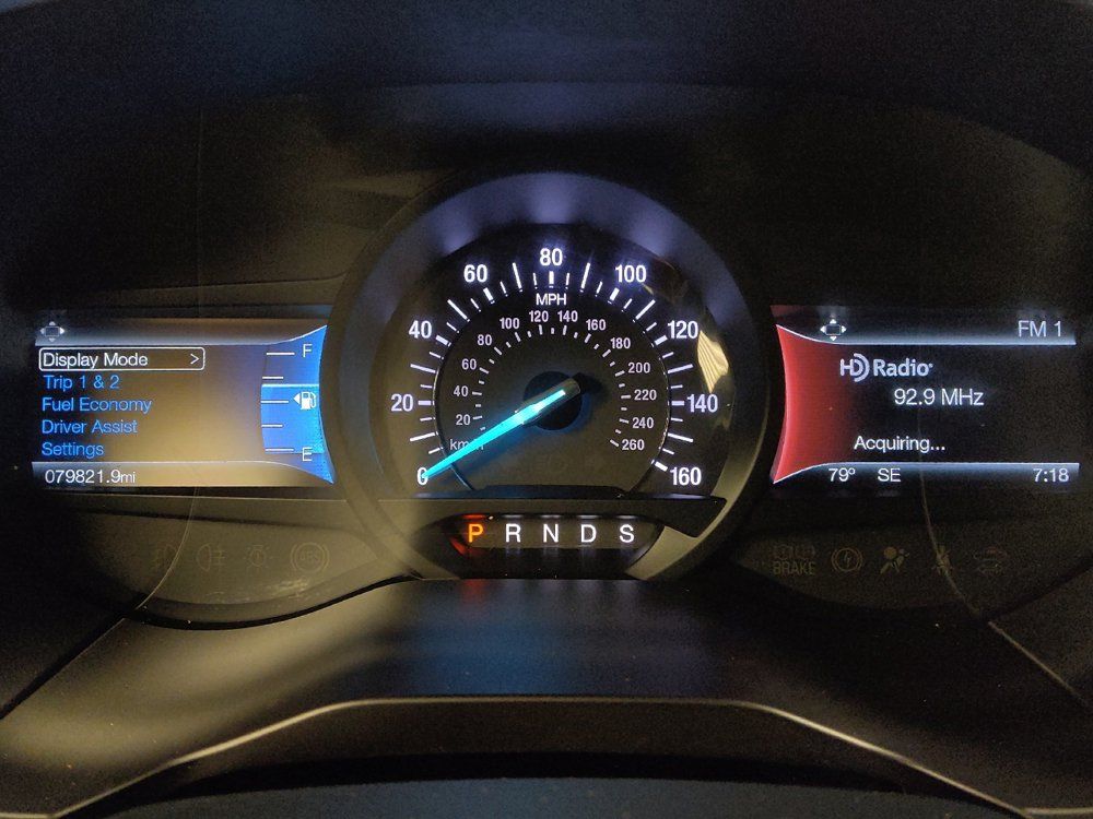 Used 2018 Ford Edge Titanium w/ Equipment Group 301A AWD/4WD image 23