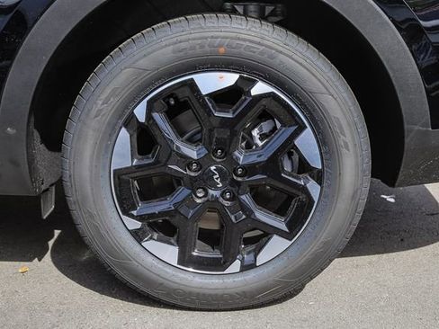 New 2026 Kia Sorento S image 12