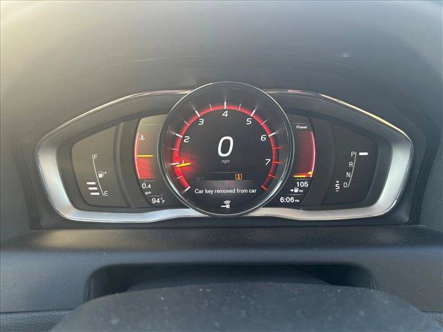 Used 2017 Volvo XC60 T5 Inscription w/ Preferred Option Package FWD image 23