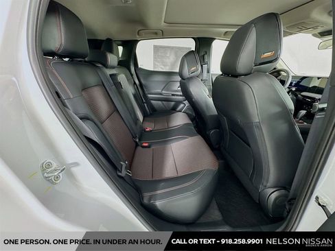 New 2026 Nissan Kicks SR w/ SR Premium Package FWD image 27