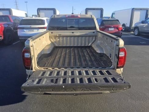 Used 2024 GMC Canyon Elevation w/ Convenience Package RWD image 3