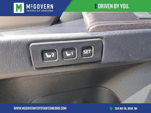Used 2021 Lexus GX 460 Premium w/ Premium Package AWD/4WD image 14