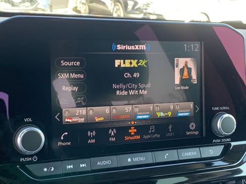 Used 2025 Nissan Pathfinder SV image 22