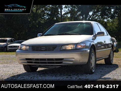 Used 1997 Toyota Camry CE image 1