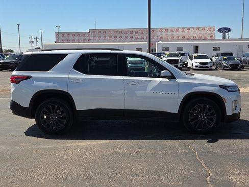 Used 2023 Chevrolet Traverse RS AWD/4WD image 6