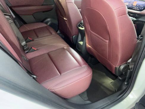 Used 2024 Buick Envision Sport Touring AWD/4WD image 27
