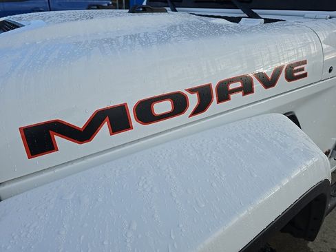 Used 2023 Jeep Gladiator Mojave w/ Trailer Tow Package image 31